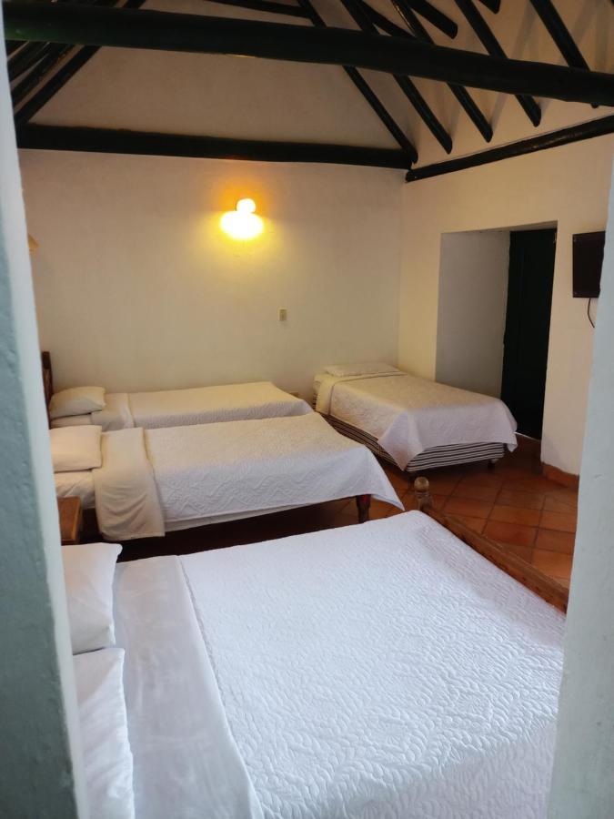Hospederia La Roca Plaza Principal Bed and Breakfast Boyacá Exteriör bild
