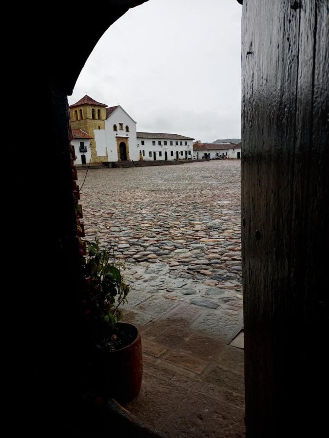 Hospederia La Roca Plaza Principal Bed and Breakfast Boyacá Exteriör bild