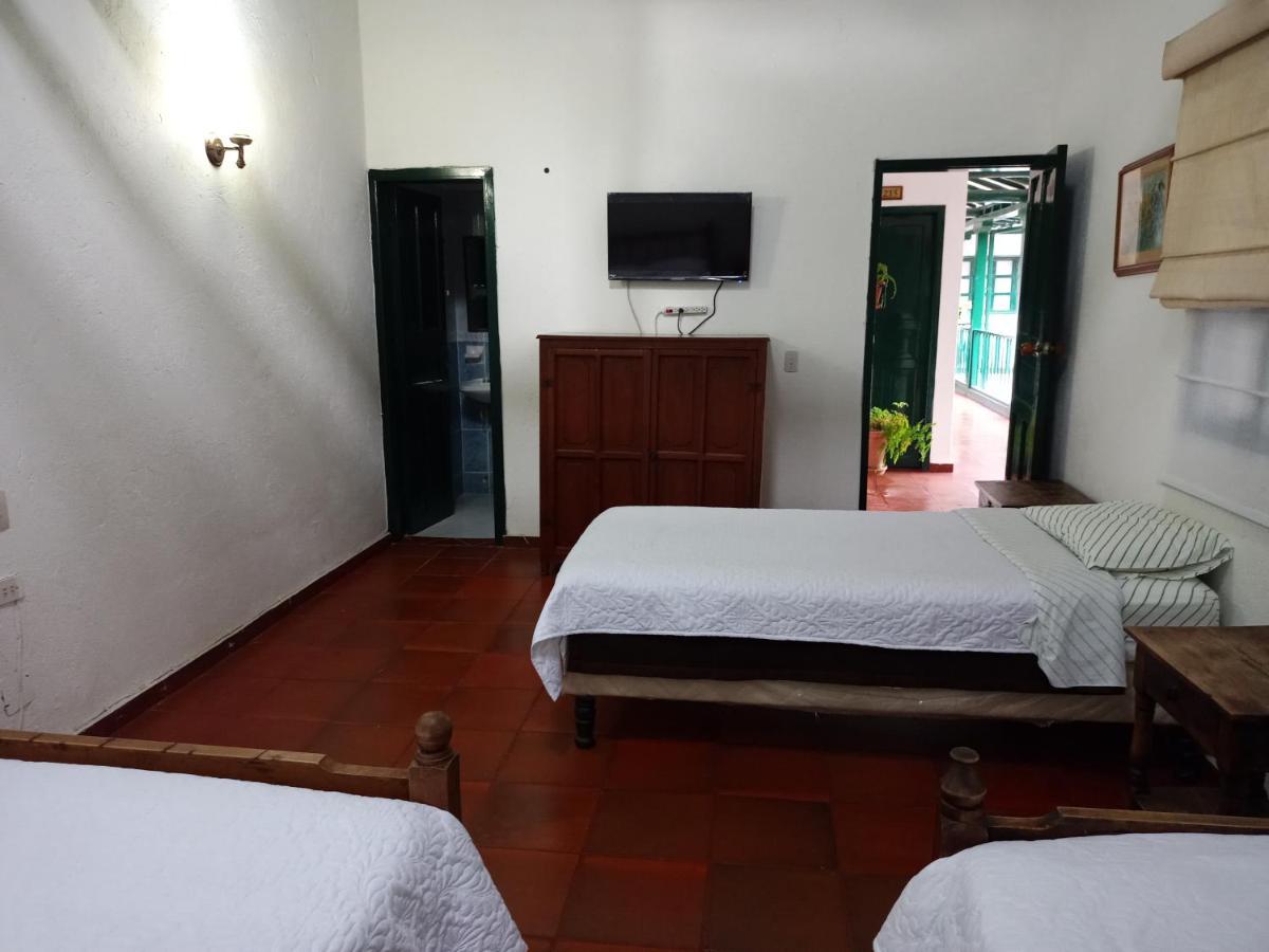 Hospederia La Roca Plaza Principal Bed and Breakfast Boyacá Exteriör bild