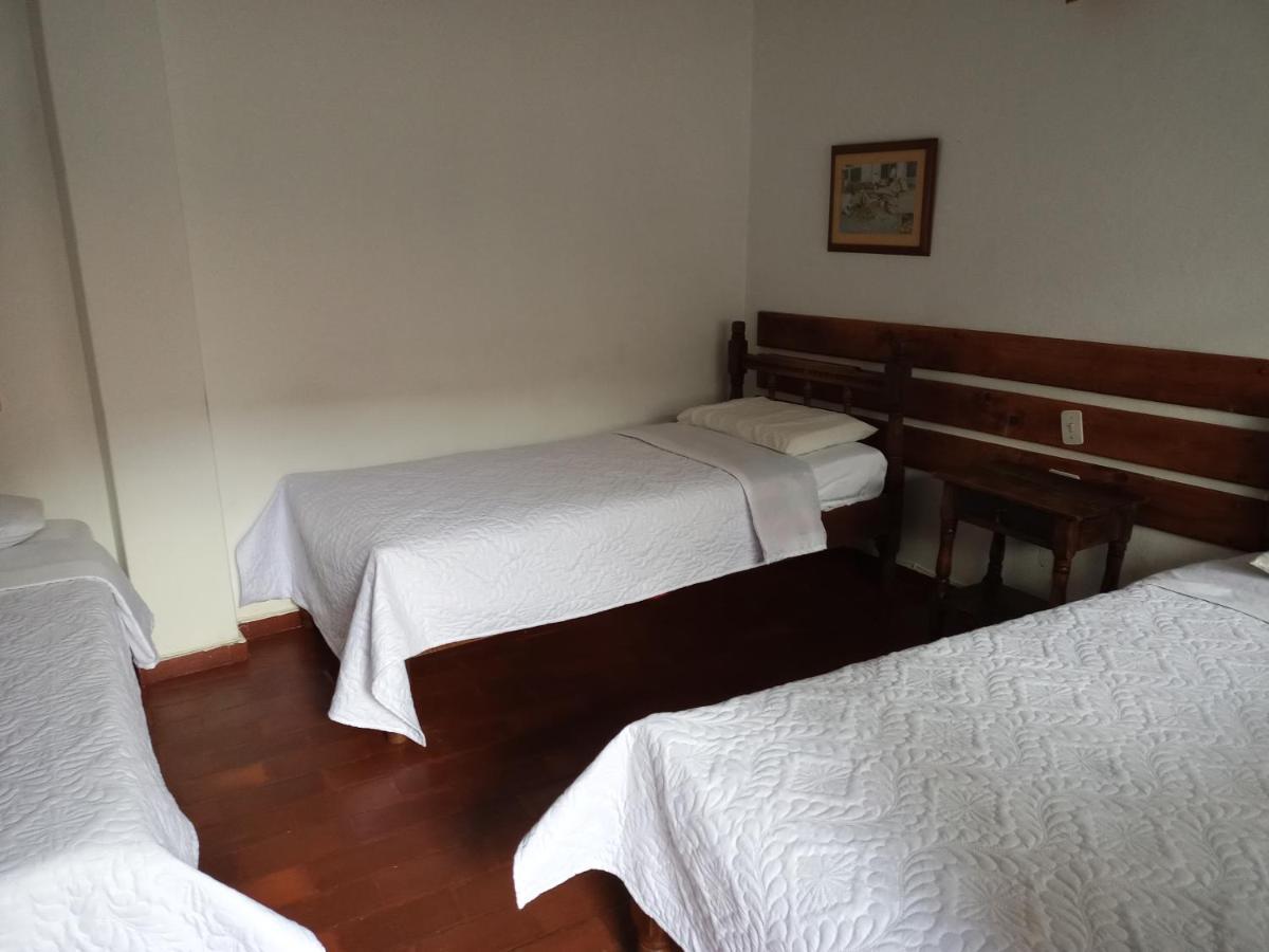 Hospederia La Roca Plaza Principal Bed and Breakfast Boyacá Exteriör bild