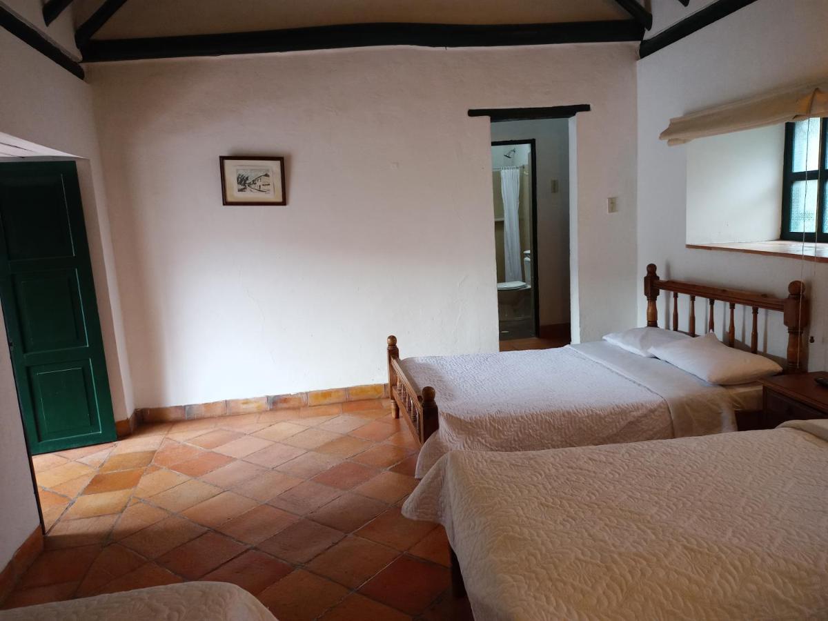 Hospederia La Roca Plaza Principal Bed and Breakfast Boyacá Exteriör bild