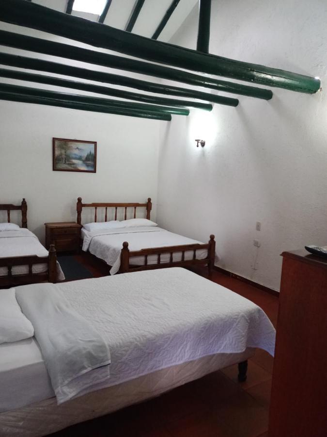 Hospederia La Roca Plaza Principal Bed and Breakfast Boyacá Exteriör bild