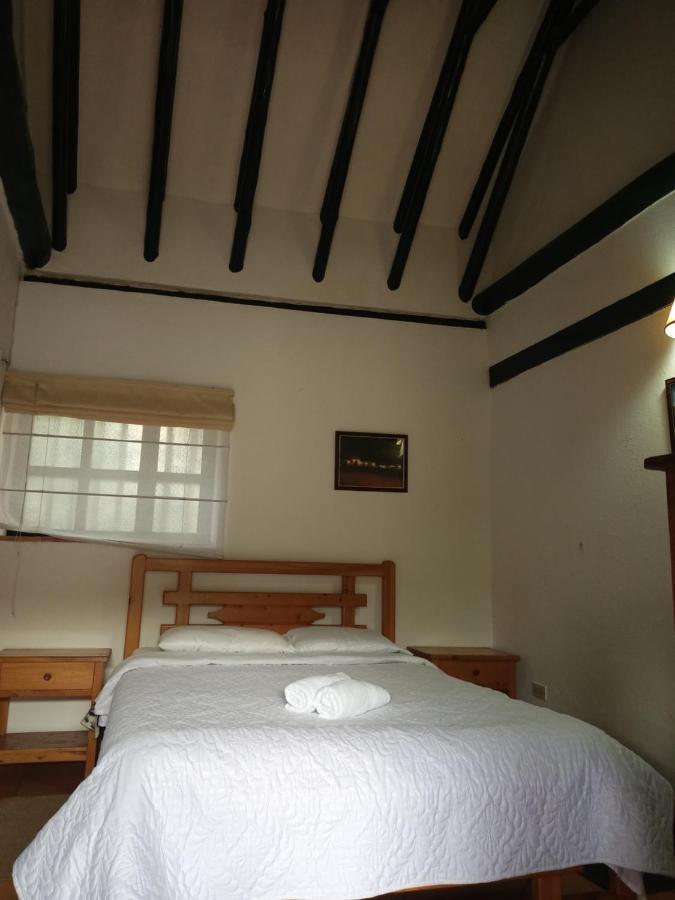 Hospederia La Roca Plaza Principal Bed and Breakfast Boyacá Exteriör bild