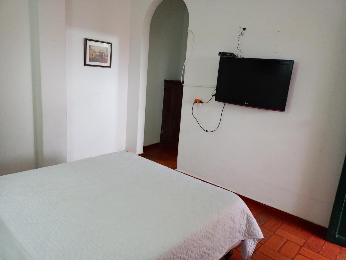 Hospederia La Roca Plaza Principal Bed and Breakfast Boyacá Exteriör bild